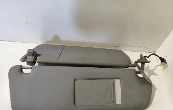 Volkswagen Touareg I Sun visor 7L6857552AC 0902200406