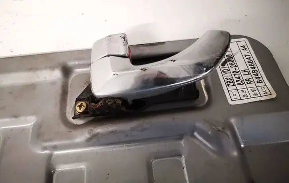 Hyundai Santa Fe Rear door interior handle 