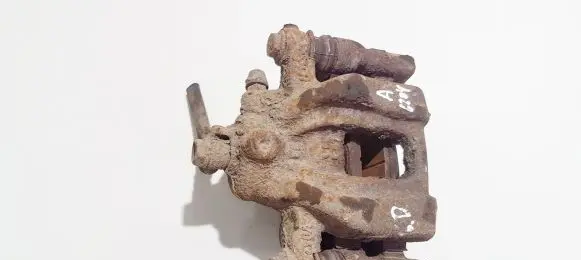 Honda CR-V Rear brake caliper y04283