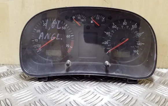 Volkswagen Golf IV Speedometer (instrument cluster) 1J0919930B