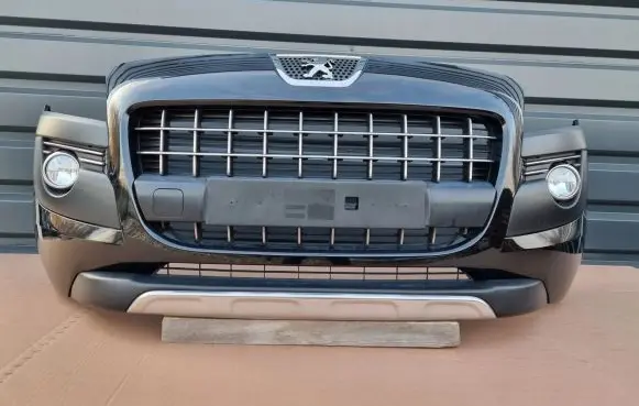 Peugeot 3008 I Front bumper
