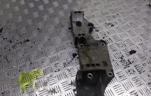Volkswagen Bora Generator/alternator bracket 06A903143P