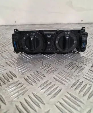 Mercedes-Benz E W210 Climate control unit 2108302085