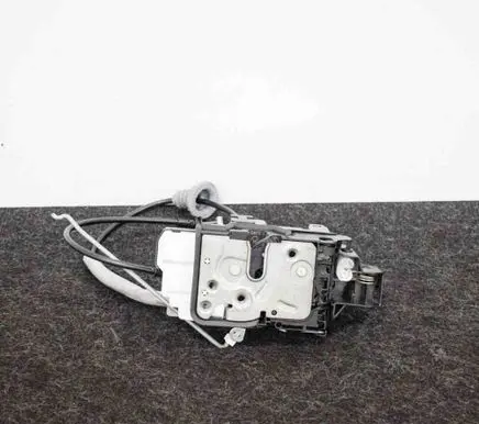 Volvo XC90 Coupe door lock (next to the handle) 