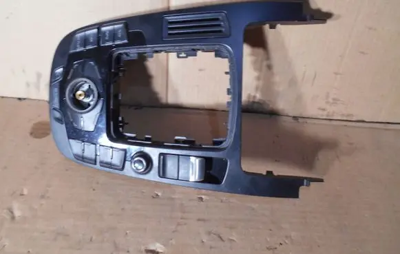Audi A4 S4 B8 8K Head unit multimedia control 8T0919609WFX