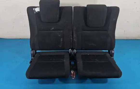 Toyota Corolla Verso E121 Second row seats IMPRK1533791