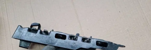 Audi A7 S7 4K8 Front bumper mounting bracket 4K8807283B