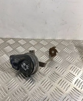 Volkswagen PASSAT B6 Horn signal 3C0951223