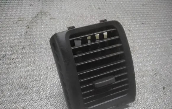 Honda Accord Dashboard side air vent grill/cover trim