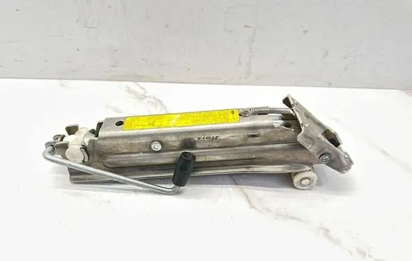 Audi A6 Allroad C6 Lift Jack 4F0011031D