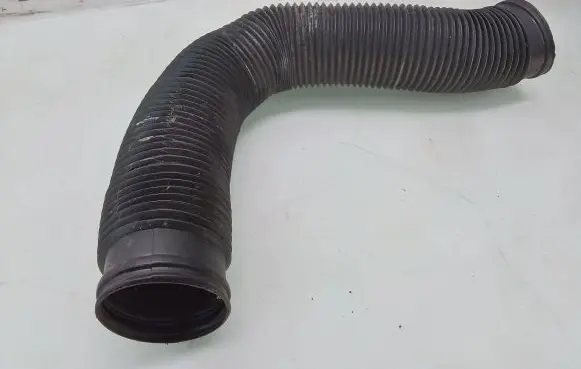 Volkswagen I LT Air intake hose/pipe