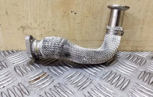 Volkswagen Touareg II EGR valve line/pipe/hose 059131530C
