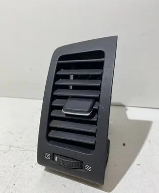 Toyota Corolla Verso E121 Dash center air vent grill 5556310050