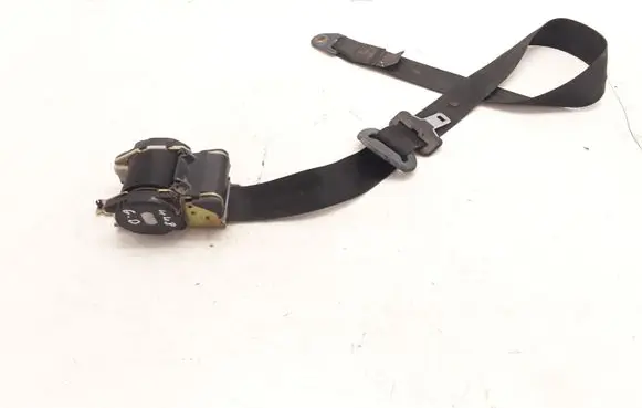 Peugeot Expert Rear seatbelt E2045006