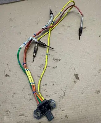Renault Trafic III (X82) Exhaust gas temperature sensor 226585165R 226588339R 226589153R