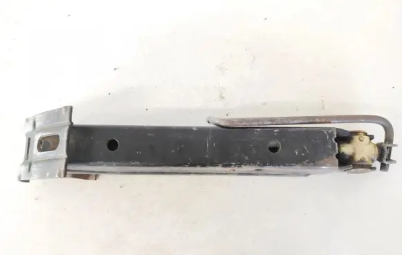 Volkswagen PASSAT B4 Lift Jack 431011031A
