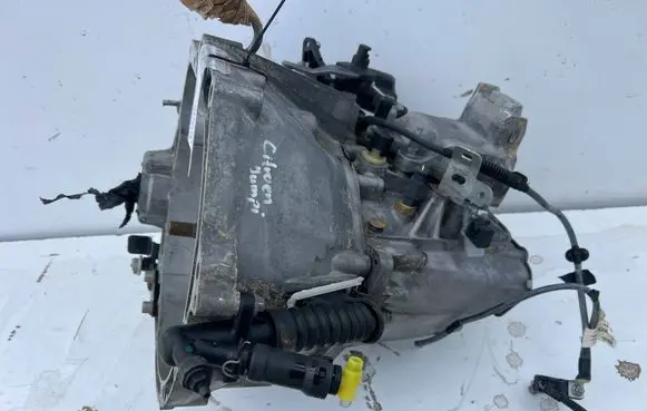 Opel Vivaro Manual 6 speed gearbox 