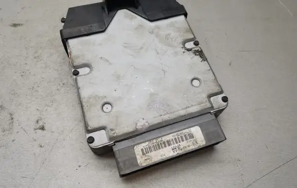 Ford Mondeo Mk III Engine control unit/module 3S7112A650DA