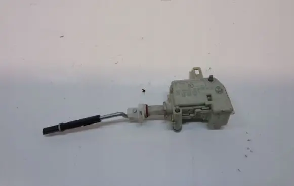 Porsche Cayenne (9PA) Fuel tank cap lock 1J0810773B