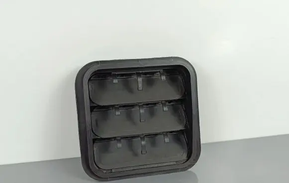SsangYong Rexton Quarter panel pressure vent 