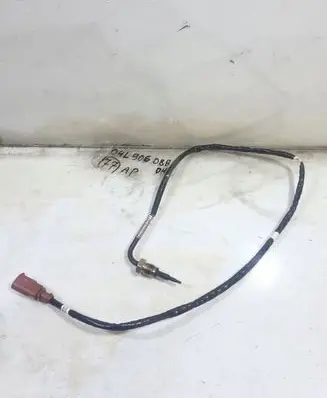 Volkswagen Golf VII Exhaust gas temperature sensor 04L906088DH
