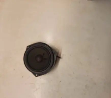 Opel Zafira B Front door speaker 90520838