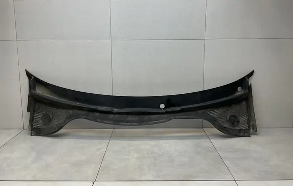 Audi Q3 8U Wiper trim 8U1819403