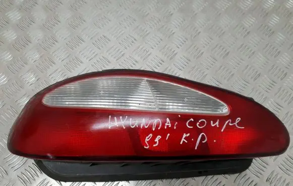 Hyundai Coupe Rear/tail lights