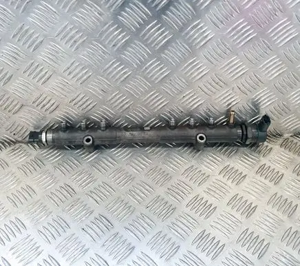 Volvo V70 Fuel main line pipe 0445215023 30777554