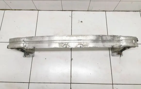Audi A4 S4 B8 8K Front bumper cross member 8K0807113d 8k0807133c 8k0807134c