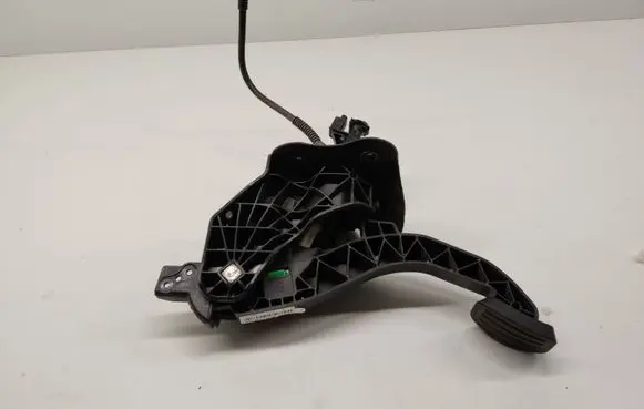 Opel Grandland X Clutch pedal 9676728880 96767288800 021222020