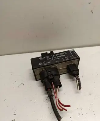 Skoda Fabia Mk1 (6Y) Coolant fan relay 1J0919506M 898967000