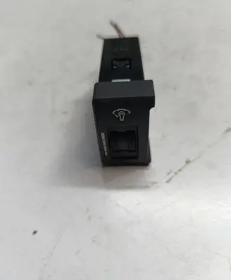Hyundai i30 Light switch 3A21F5WA
