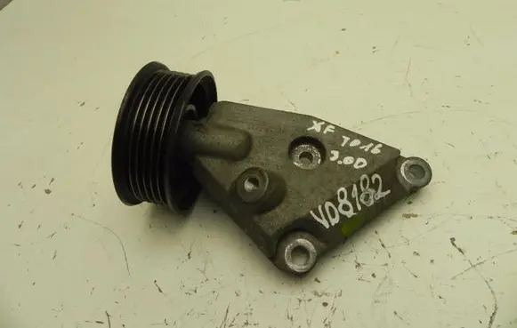 Jaguar XF Engine mounting bracket 9X238A610AA VD8182