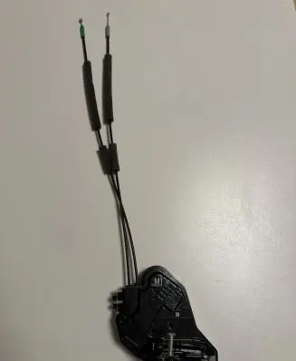 Subaru XV II Rear door lock 61035FL011 61035FL010