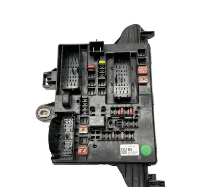 Opel Insignia A Fuse module 13277318 08061608209