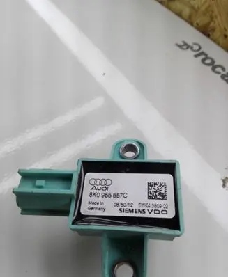 Audi A4 S4 B8 8K Airbag deployment crash/impact sensor 8K0955557C