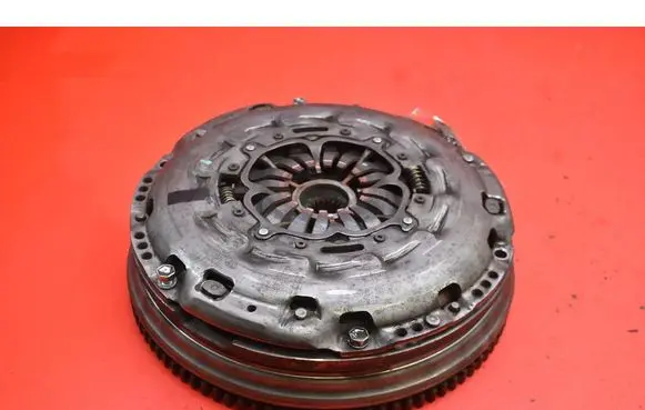Toyota Avensis Verso Clutch set kit 31210-05150