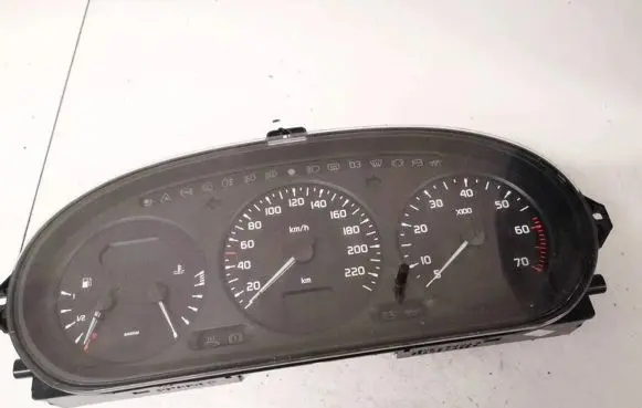 Renault Megane I Speedometer (instrument cluster) 215781612 21578161-2