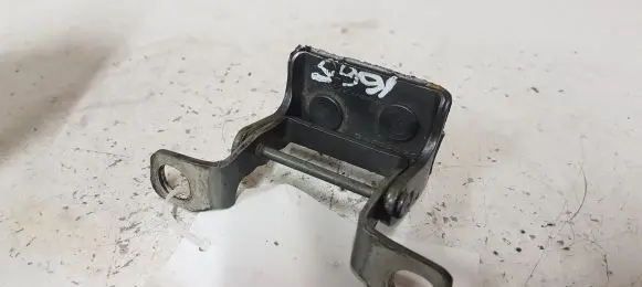 Volvo V40 Tailgate/trunk/boot hinge 31335291
