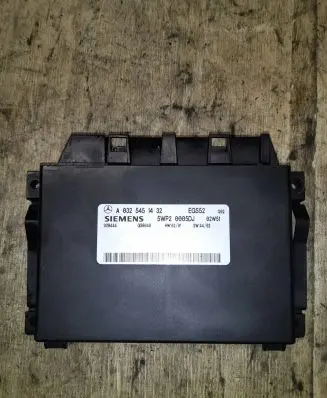 Mercedes-Benz E W211 Parking PDC control unit/module A0325451432 5WP20005DJ