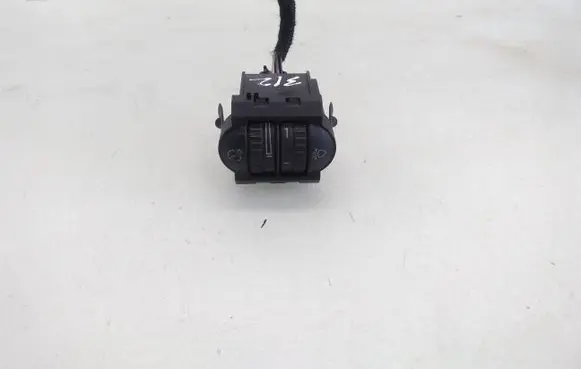Volkswagen Golf V Headlight level height control switch 1K0941333