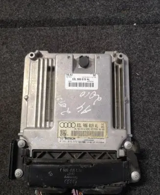 Audi A5 8T 8F Engine control unit/module 03L906019AL 26302294