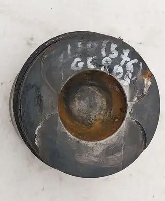Piston