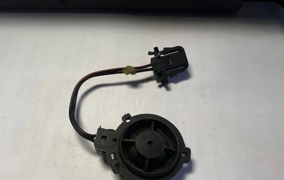 Skoda Fabia Mk2 (5J) Front door high frequency speaker 5J0035411B