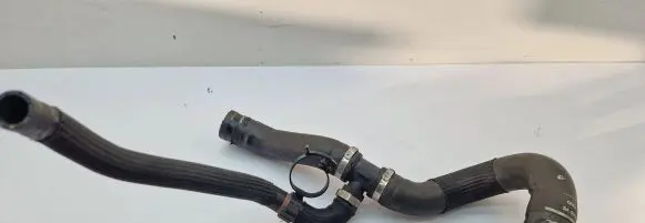 Maserati Ghibli Engine coolant pipe/hose HUT0226