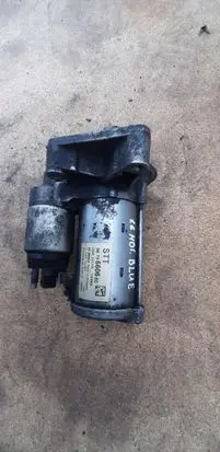 Peugeot 308 Starter motor 9675660680