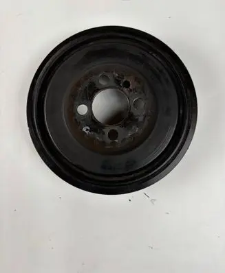 Volkswagen Golf V Crankshaft pulley 03G105243