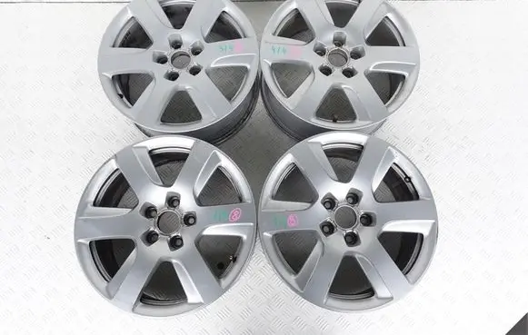 Audi A6 S6 C7 4G R17 alloy rim 4G0601025