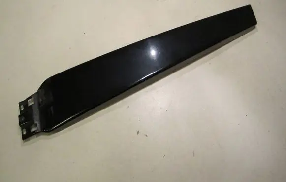 Audi A4 S4 B6 8E 8H Front door glass trim molding 8E0853290D